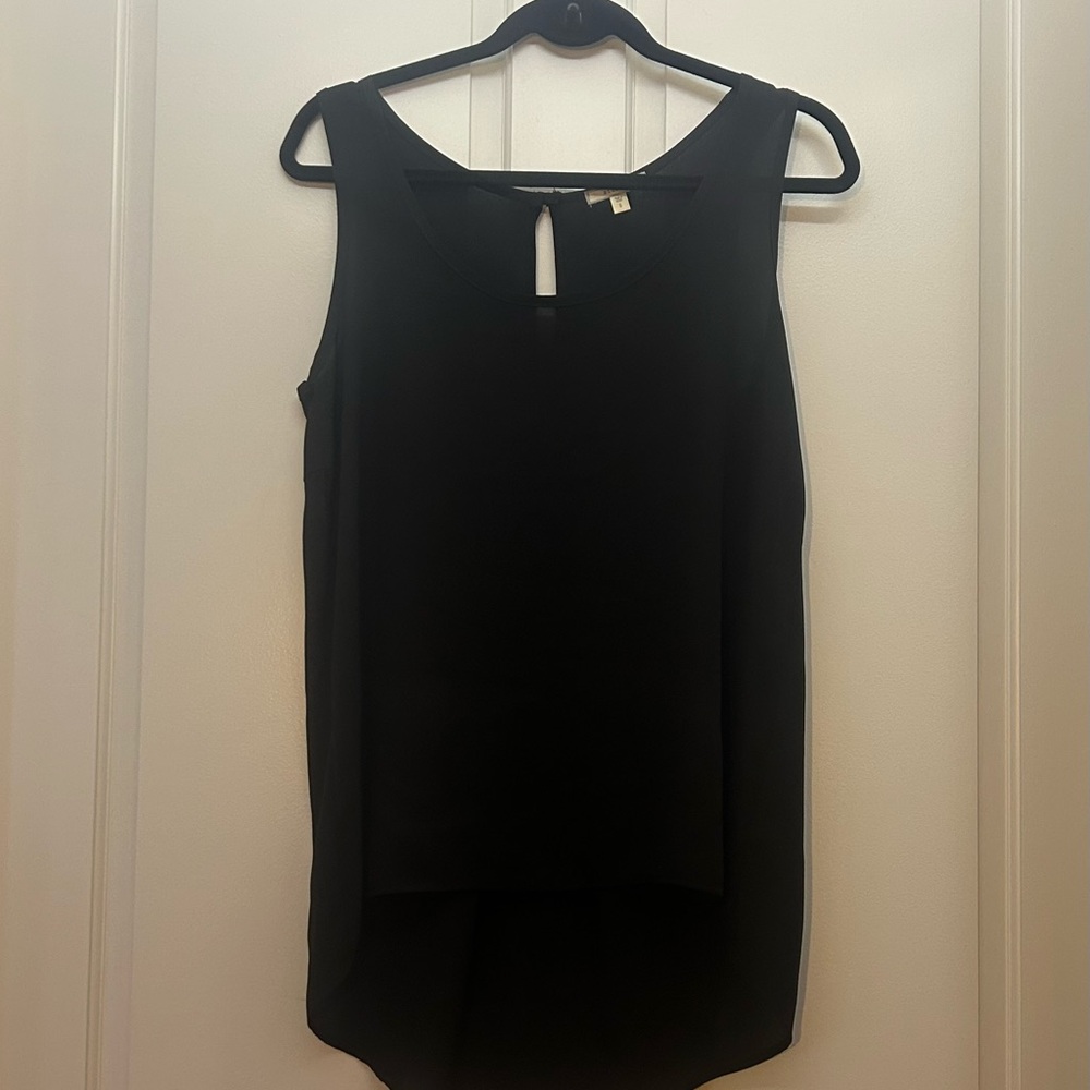 Pleione Sleeveless Blouse - size Small